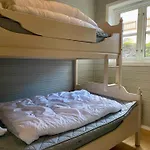 度假居 Spacious With 3 Bedrooms And 2 Baths *