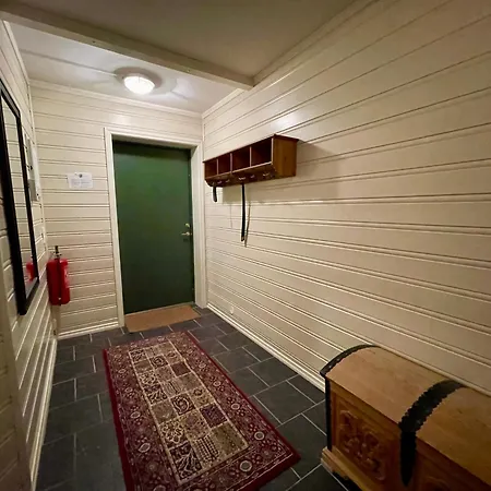 Spacious With 3 Bedrooms And 2 Baths Feriehus *