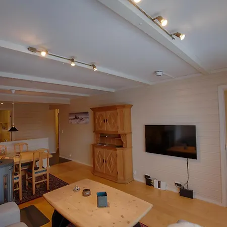 Spacious With 3 Bedrooms And 2 Baths Beitostolen