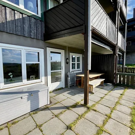 Apartment Spacious With 3 Bedrooms And 2 Baths