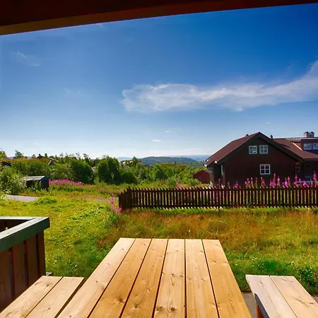 Spacious With 3 Bedrooms And 2 Baths *